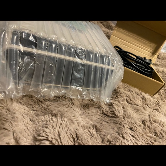 Projector - Picture 3 of 4